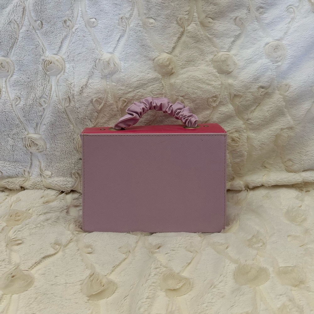 BAD BUNNY PURSE!, HOT! UN VERANO SIN TI, BRAND NEW, ONE OF A KIND! 💖 - Picture 2 of 5